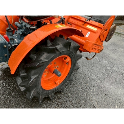 KUBOTA トラクター B6000D