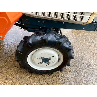 KUBOTA トラクター B1402D