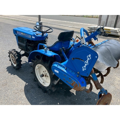 ISEKI トラクター TX1210