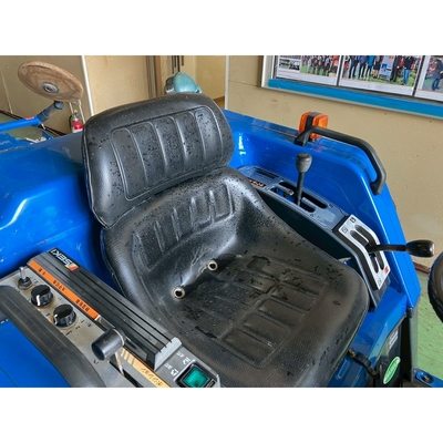ISEKI トラクター TU257F