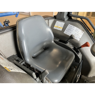 ISEKI トラクター TGS33F
