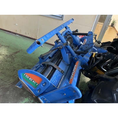 ISEKI トラクター TGS33F