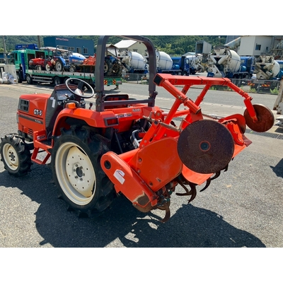 KUBOTA トラクター GT3