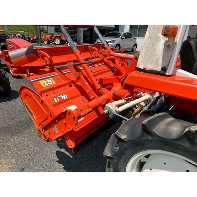 KUBOTA トラクター L1-215D