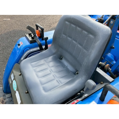 ISEKI トラクター TM15F