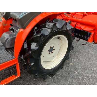 KUBOTA トラクター GB200