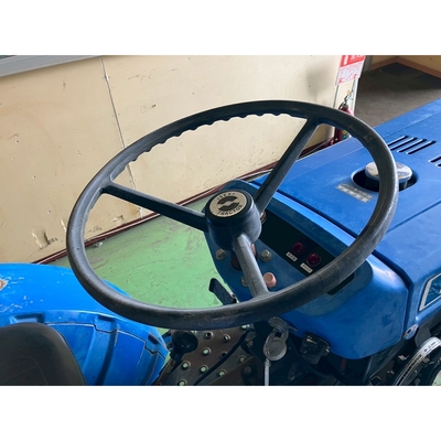 ISEKI トラクター TX1300