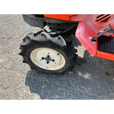 KUBOTA トラクター B52