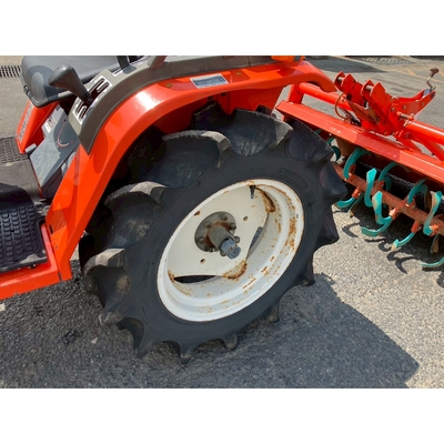 KUBOTA トラクター B52