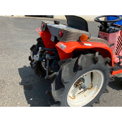 KUBOTA トラクター B52