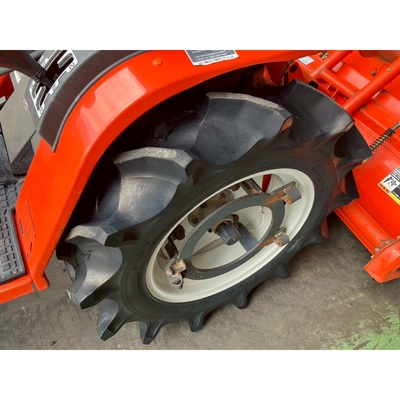KUBOTA トラクター B52