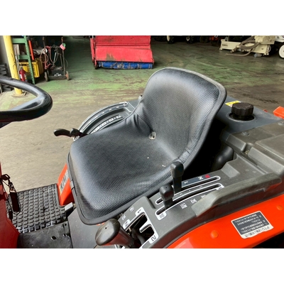 KUBOTA トラクター B52