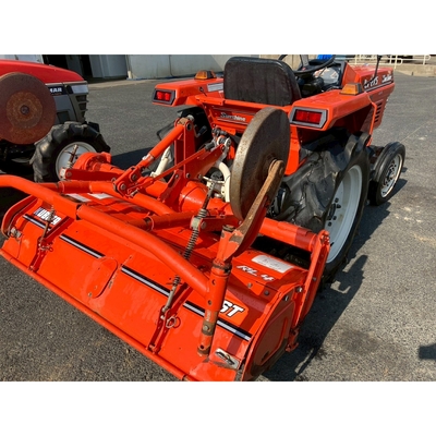 KUBOTA トラクター L1-215S