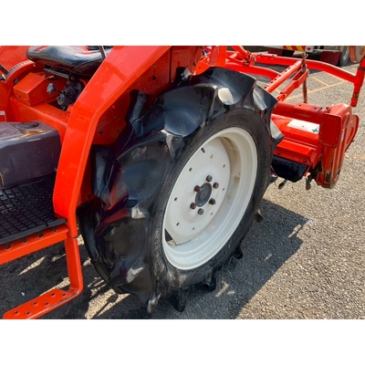 KUBOTA トラクター L1-215S