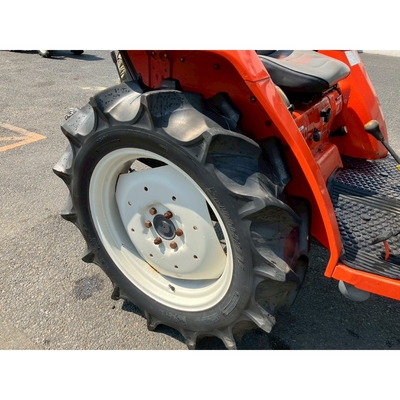 KUBOTA トラクター GL240D