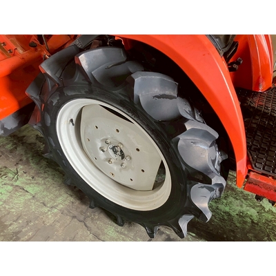 KUBOTA トラクター GT-8