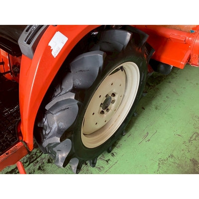 KUBOTA トラクター GT-8
