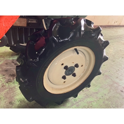 KUBOTA トラクター B52