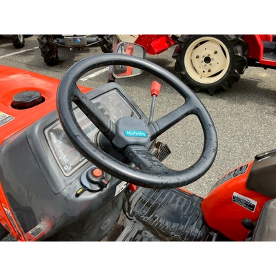 KUBOTA トラクター GB18