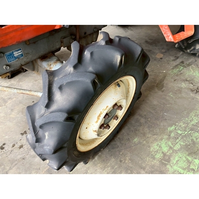 KUBOTA トラクター L1-195D