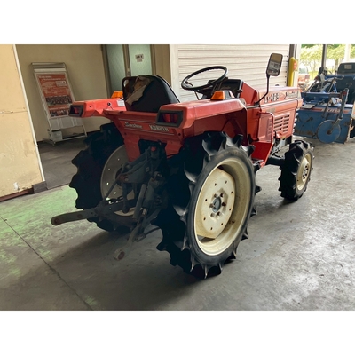 KUBOTA トラクター L1-195D
