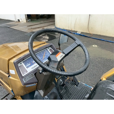 ISEKI トラクター TU257F