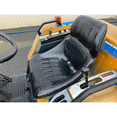 ISEKI トラクター TU257F