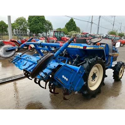 ISEKI トラクター TU205F