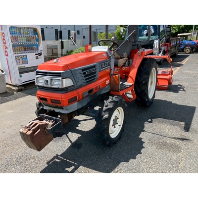KUBOTA トラクター 