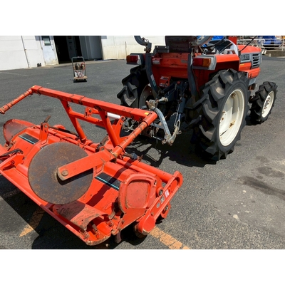 KUBOTA トラクター 