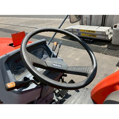 KUBOTA トラクター 