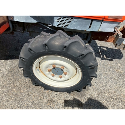 KUBOTA トラクター 