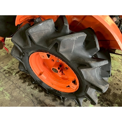 KUBOTA トラクター B5000D
