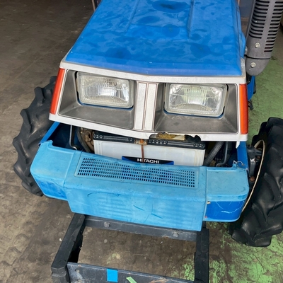 ISEKI トラクター TU200F