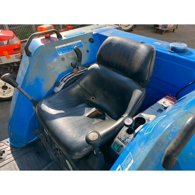 ISEKI トラクター TA247F