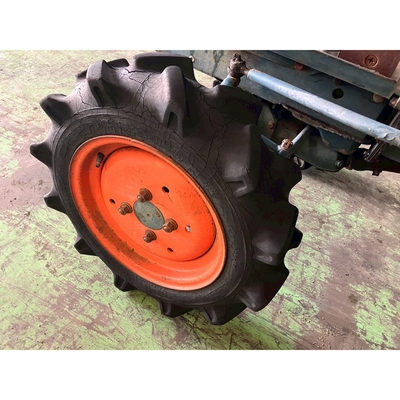 KUBOTA トラクター B6000