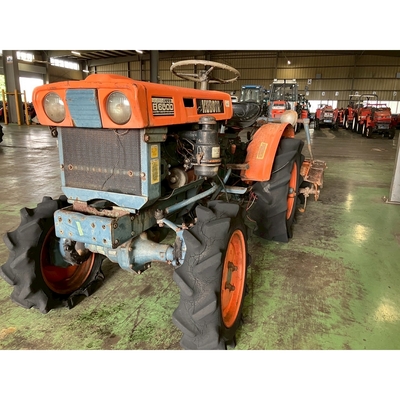 KUBOTA トラクター B6000