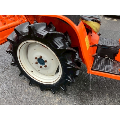 KUBOTA トラクター B1-17