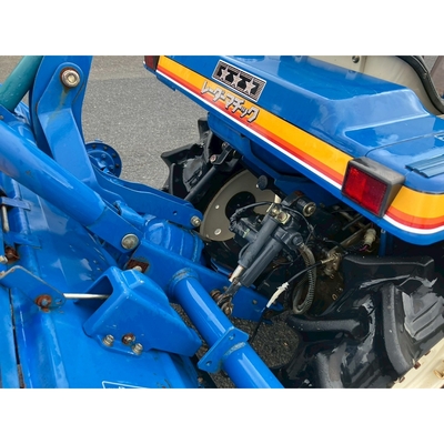 ISEKI トラクター TU150F