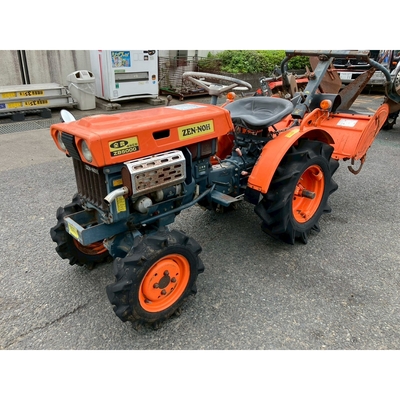 KUBOTA トラクター B5000D