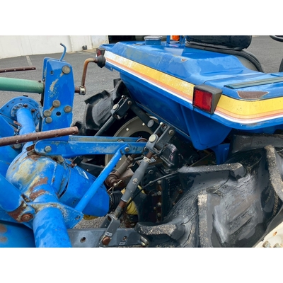 ISEKI トラクター TU200S