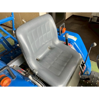 ISEKI トラクター TM15