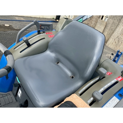ISEKI トラクター TF223F