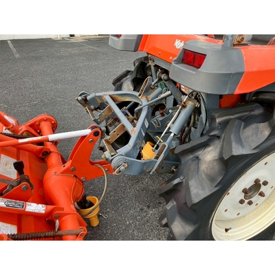 KUBOTA トラクター T220
