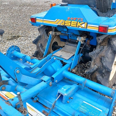 ISEKI トラクター TU155
