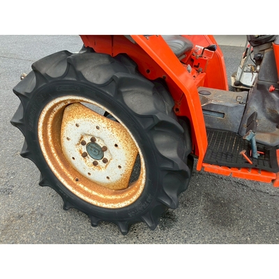 KUBOTA トラクター L1-185D