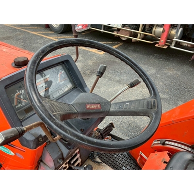 KUBOTA トラクター L1-215D