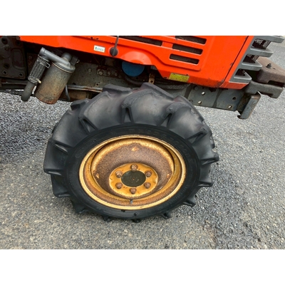 KUBOTA トラクター L1-215D