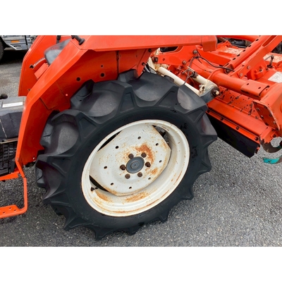 KUBOTA トラクター L1-215D