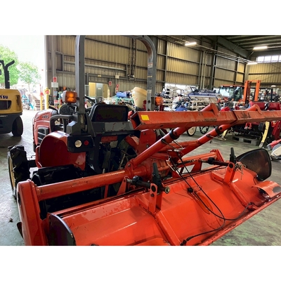 KUBOTA トラクター KB185